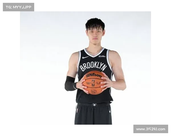 郭昊文拒绝NBA机会曾凡博尴尬球迷调侃饱汉不知饿汉饥